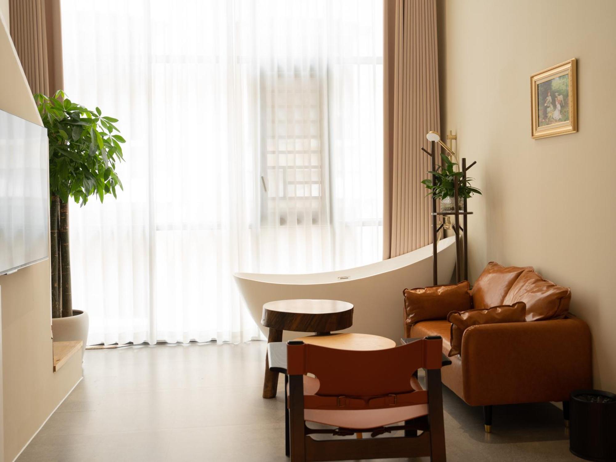 Patio Spring Holiday Inn -- Free Round Trip Pick-Up Service --Panoramic View Of Tianmen Mount Zhangjiajie Exterior foto